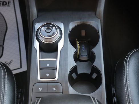 Used 2022 Ford Escape SEL image 25