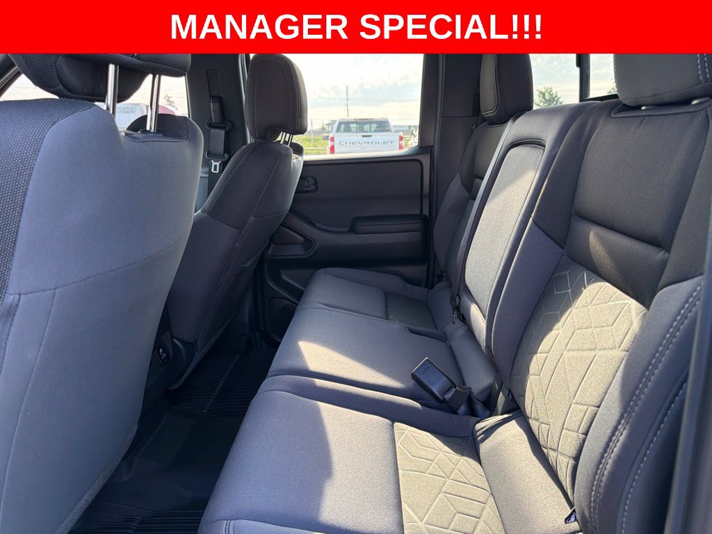 Used 2026 Nissan Frontier SV w/ SV Convenience Package AWD/4WD image 12