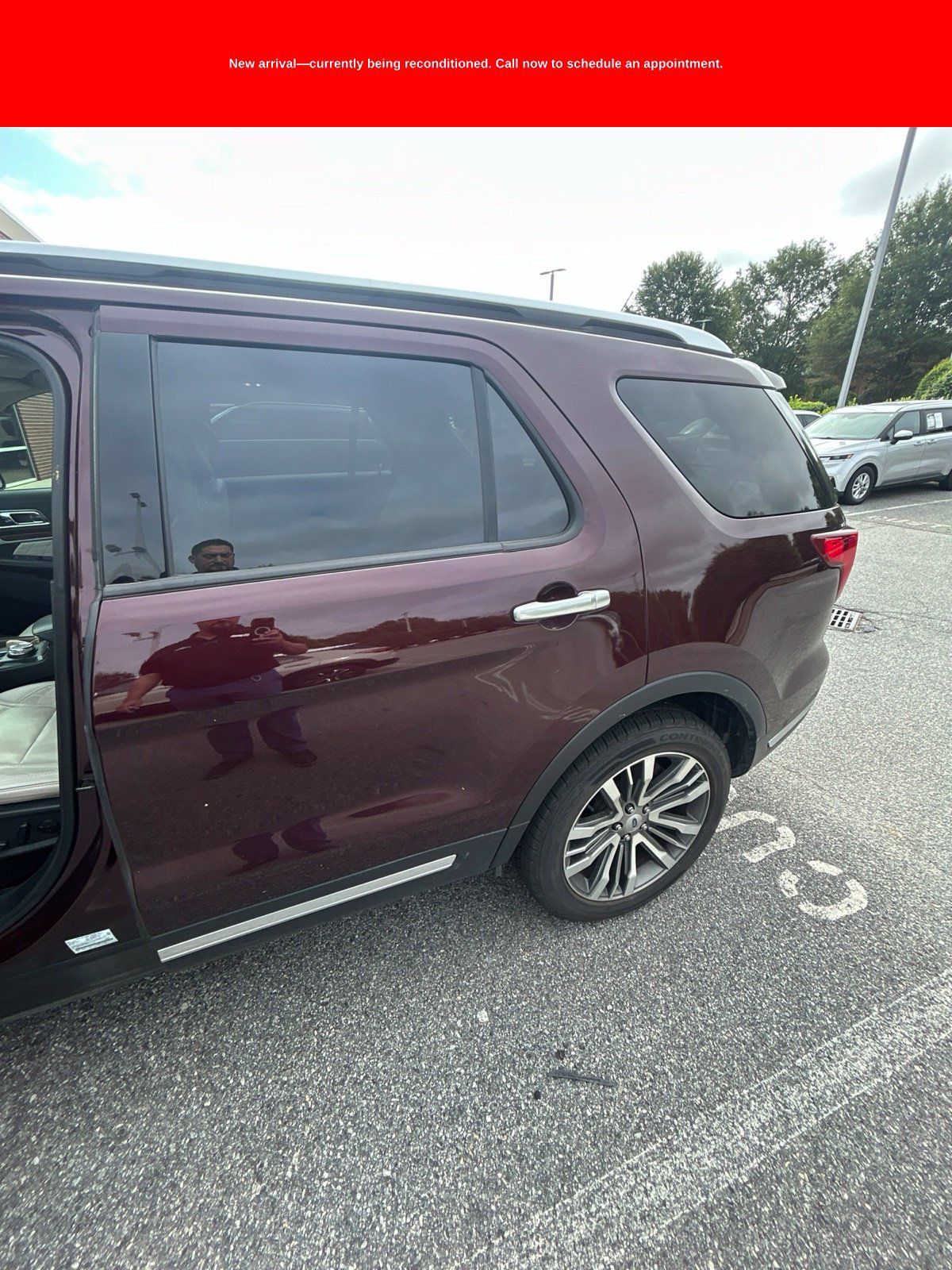 Used 2019 Ford Explorer Platinum AWD/4WD image 11
