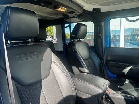 Used 2016 Jeep Wrangler Unlimited Sport image 14