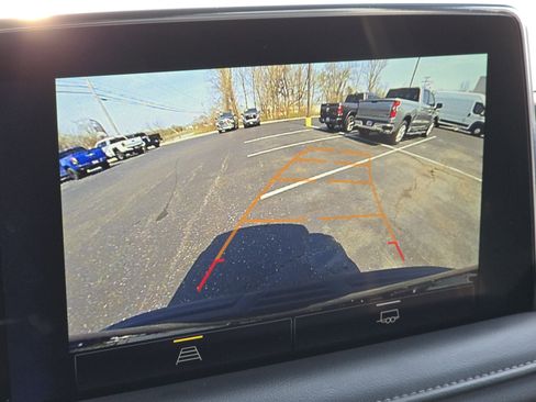 Used 2024 Chevrolet Suburban LT image 12