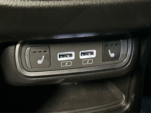 Used 2024 Alfa Romeo Stelvio Veloce image 35