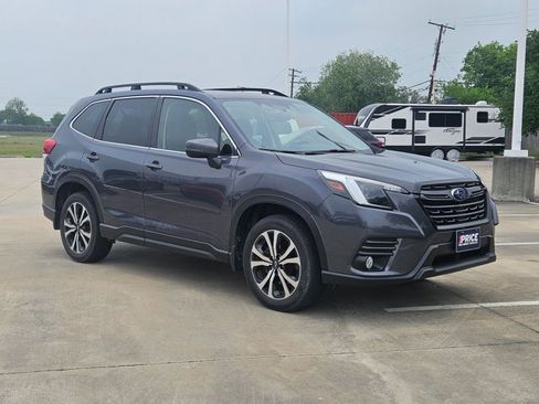 Used 2023 Subaru Forester Limited AWD/4WD image 3
