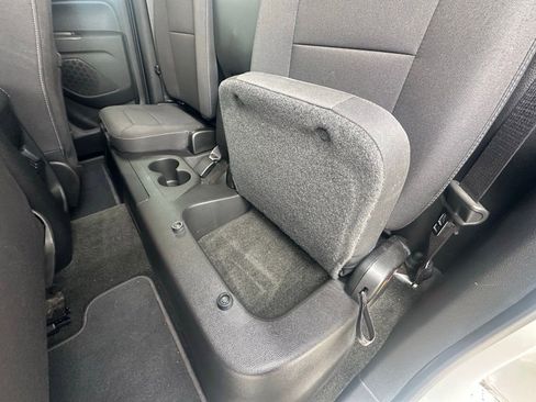 Used 2016 GMC Canyon SLE w/ SLE Convenience Package image 26