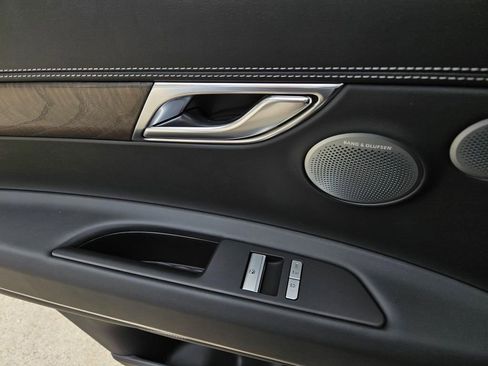 New 2026 Genesis GV80 2.5T Prestige image 15