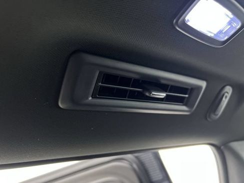Used 2023 GMC Yukon Denali AWD/4WD image 22