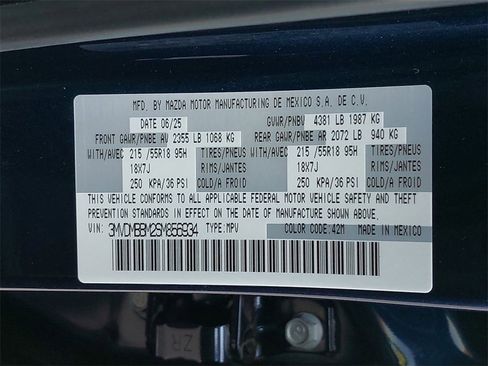 New 2025 MAZDA CX-30 AWD 2.5 S w/ Select Sport Pkg image 37