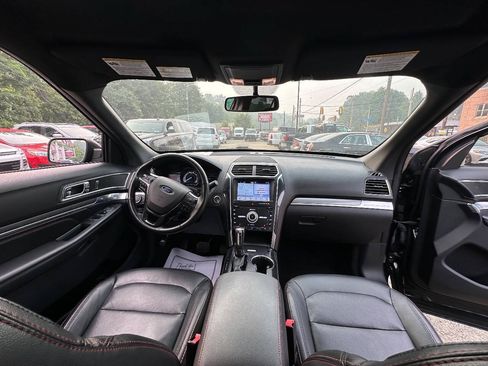 Used 2019 Ford Explorer Sport AWD/4WD image 11