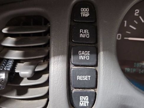 Used 2004 Buick Le Sabre Custom FWD image 19