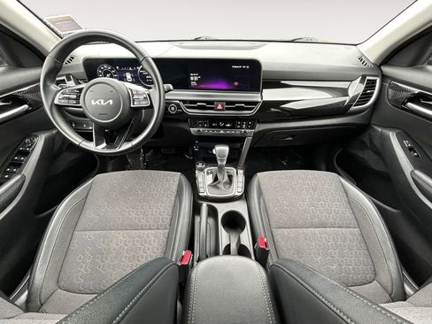 Used 2024 Kia Seltos S AWD/4WD image 12