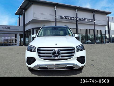 Used 2026 Mercedes-Benz GLS 450 4MATIC image 7