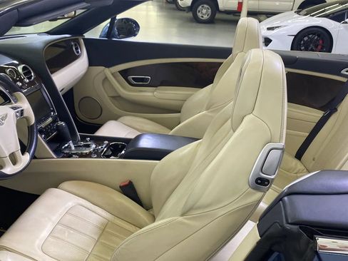 Used 2014 Bentley Continental GT image 27