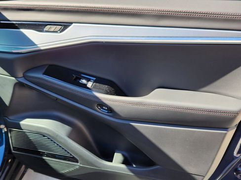 New 2025 Jeep Wagoneer S Launch Edition image 18