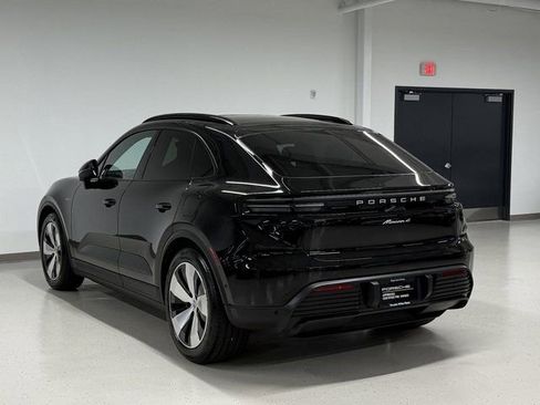 Certified 2024 Porsche Macan 4 Electric image 3