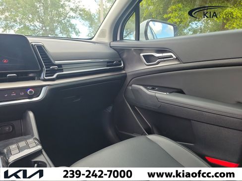 Certified 2024 Kia Sportage EX FWD image 19