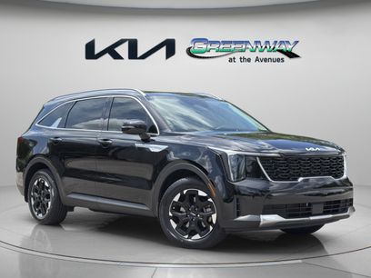 Used 2024 Kia Sorento S w/ Panoramic Sunroof Package