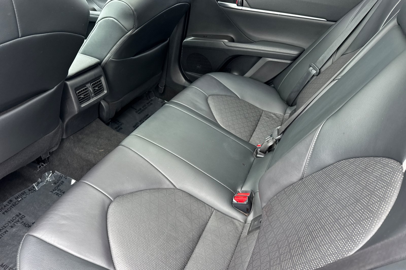 Certified 2022 Toyota Camry XSE FWD image 16