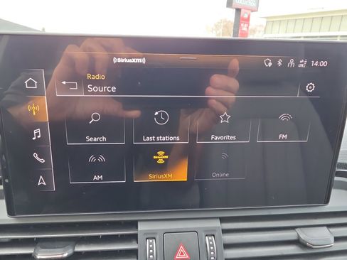 Used 2021 Audi Q5 e Premium Plus w/ Premium Plus Package image 71