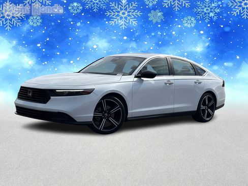 Used 2024 Honda Accord Sport image 2