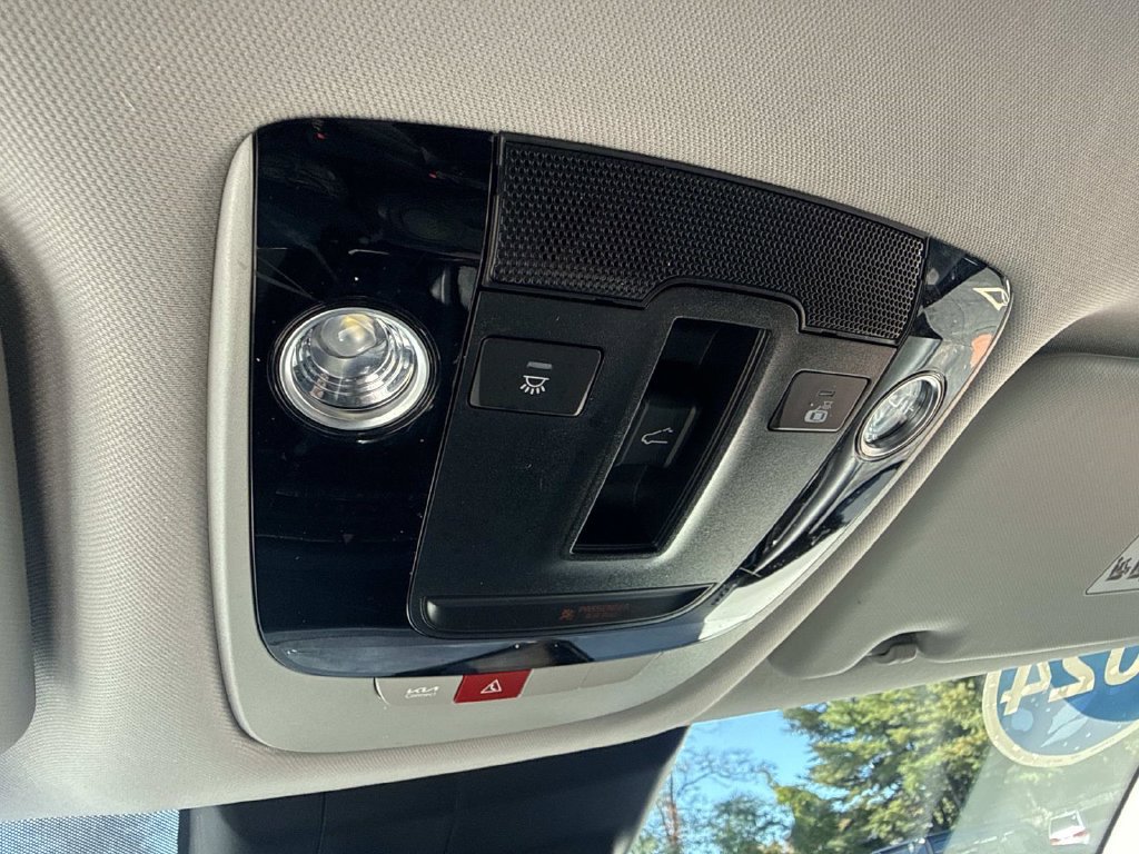 Used 2024 Kia Seltos SX w/ SX Sunroof Package AWD/4WD image 28