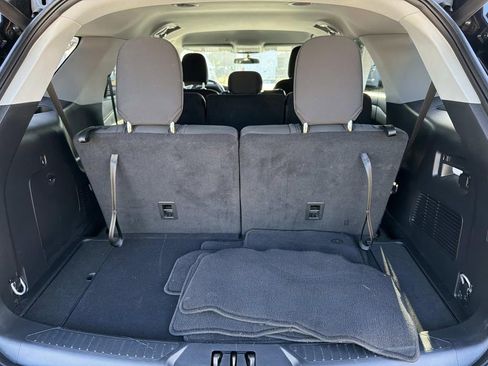 Certified 2023 Ford Explorer XLT image 8