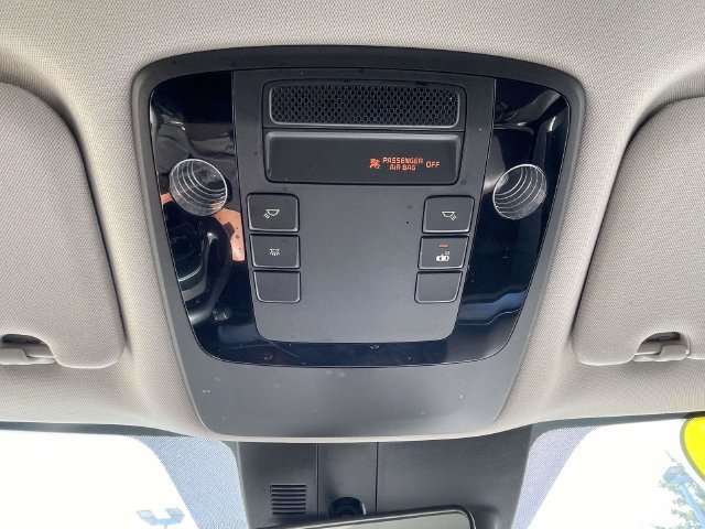 Certified 2024 Kia Carnival LX FWD image 31