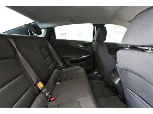 Used 2024 Chevrolet Malibu LS image 9