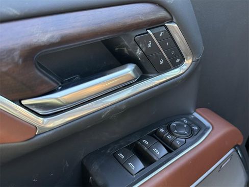 New 2026 GMC Sierra 3500 Denali Ultimate image 9