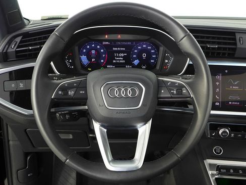 Used 2025 Audi Q3 2.0T Premium Plus w/ Premium Plus Package image 27