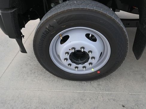 New 2026 Ford F550 2WD Regular Cab Super Duty image 10