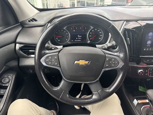Used 2021 Chevrolet Traverse LT FWD image 14