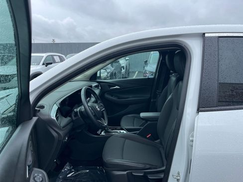 Used 2025 Buick Encore GX Preferred FWD image 27