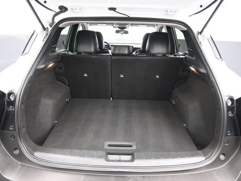 Used 2025 Nissan Kicks SR FWD image 41
