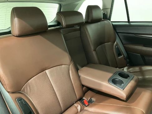 Used 2013 Subaru Outback 2.5i Limited image 44