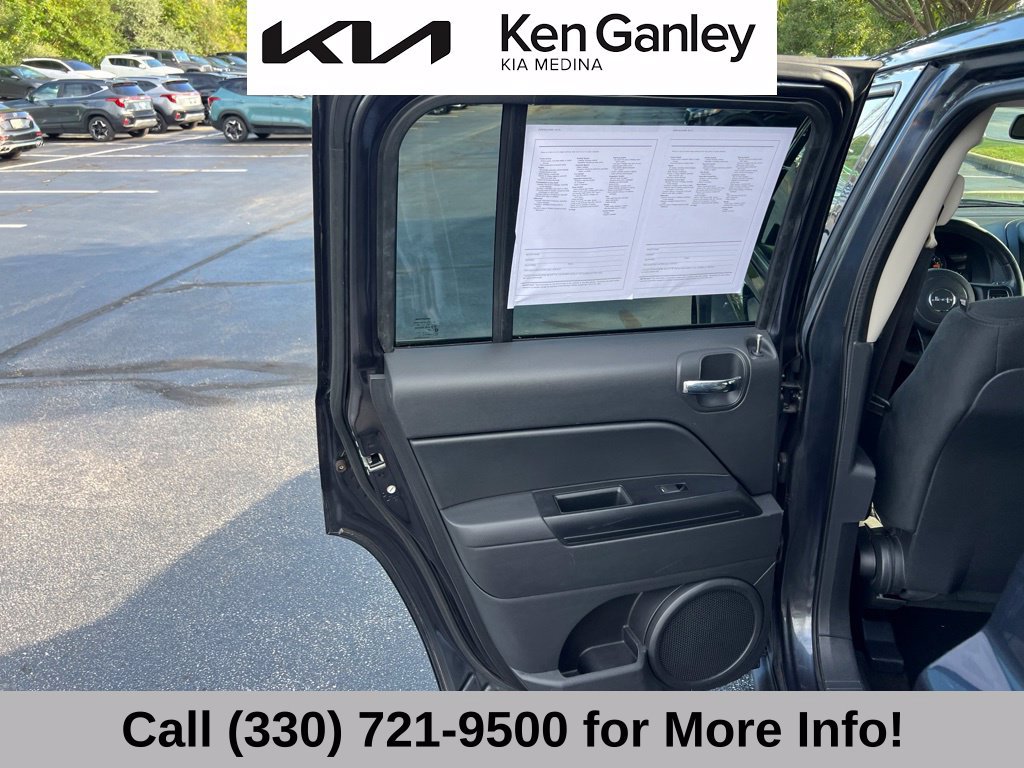 Used 2014 Jeep Patriot Latitude FWD image 38