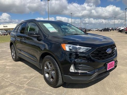 Used 2024 Ford Edge SEL w/ Sport Appearance Package AWD/4WD image 9