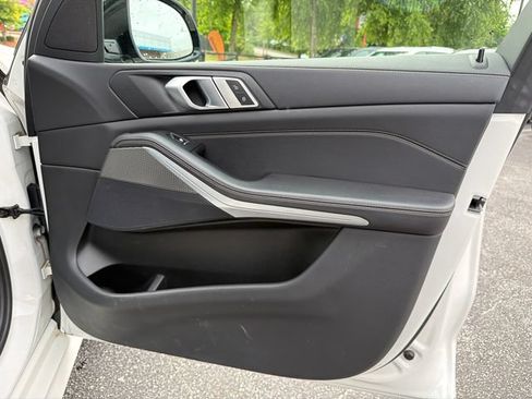 Used 2021 BMW X5 sDrive40i w/ M Sport Package RWD image 14