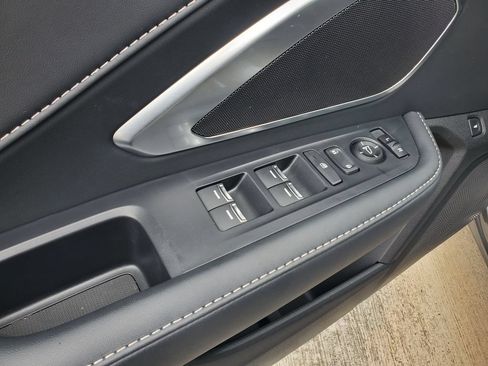 Used 2025 Acura RDX SH-AWD image 21
