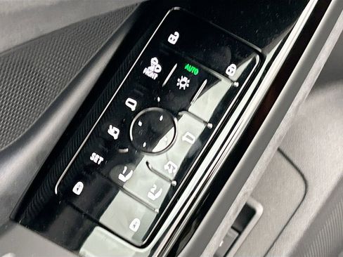 New 2025 Audi S6 e-tron Prestige image 23