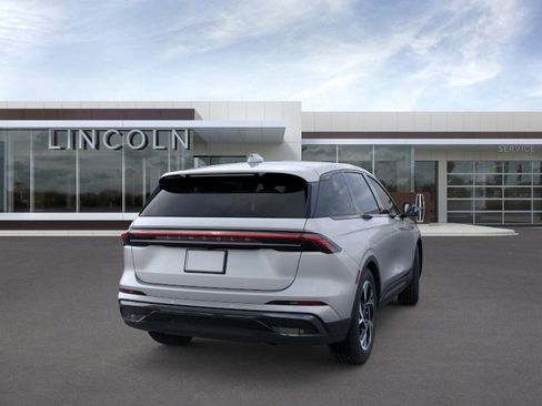New 2025 Lincoln Nautilus Premier w/ Equipment Group 102A image 8