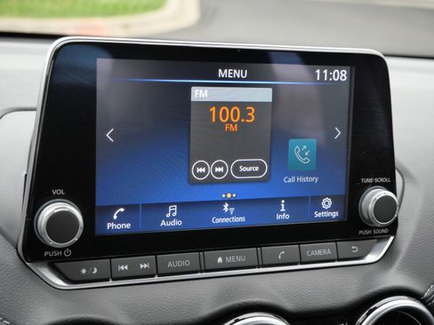 Used 2023 Nissan Sentra SV image 23