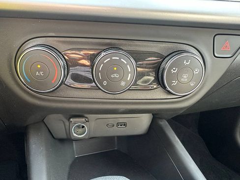Used 2024 Chevrolet Trax LS w/ Driver Confidence Package FWD image 27