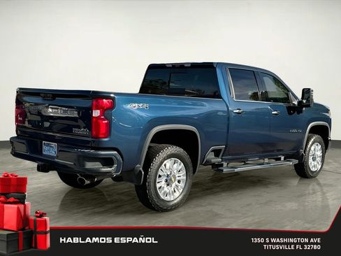 Used 2022 Chevrolet Silverado 2500 High Country w/ Technology Package image 10