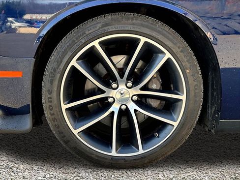 Used 2015 Dodge Challenger R/T Scat Pack image 9