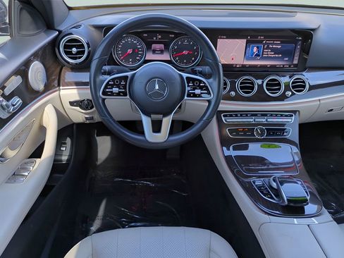 Used 2019 Mercedes-Benz E 300 image 14