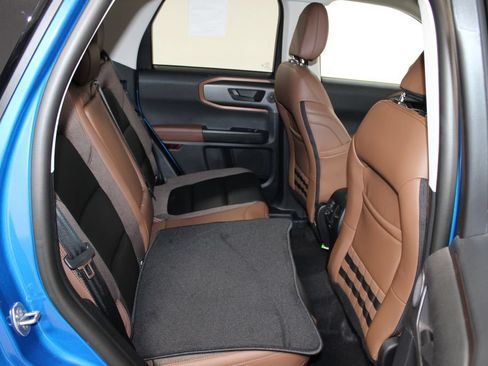 New 2026 Ford Bronco Sport Outer Banks w/ Outer Banks Tech Package+ AWD/4WD image 29