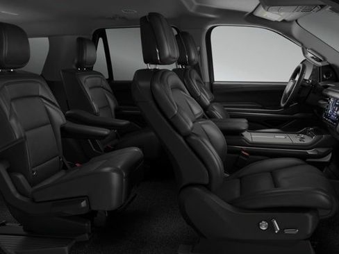 New 2026 Lincoln Navigator Premiere AWD/4WD image 33