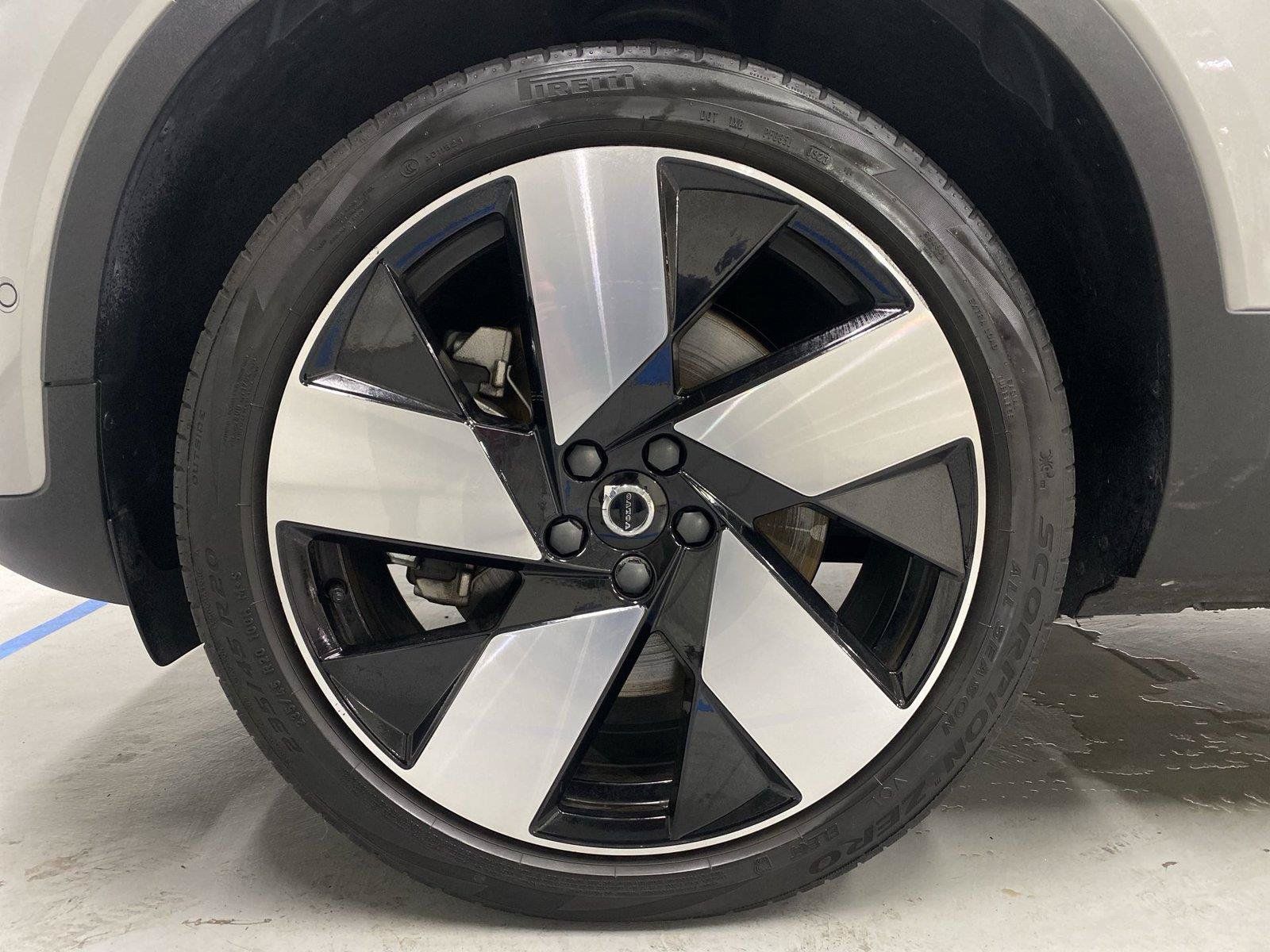 Used 2023 Volvo XC40 Recharge Ultimate w/ Protection Package Premier AWD/4WD image 23