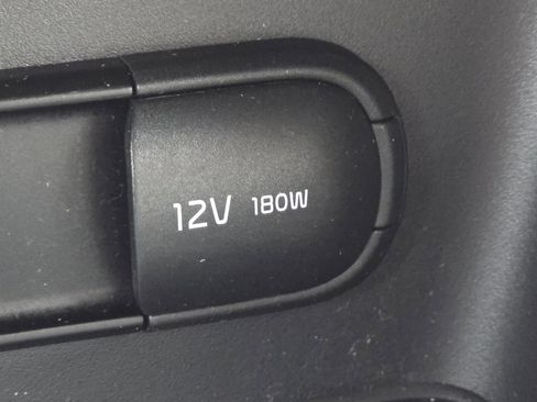 Used 2022 Kia Sportage LX image 8