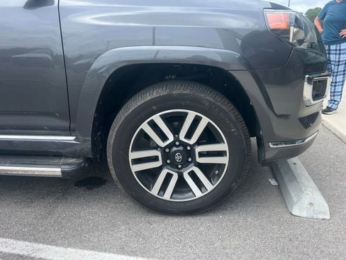 Used 2018 Toyota 4Runner Limited AWD/4WD image 11